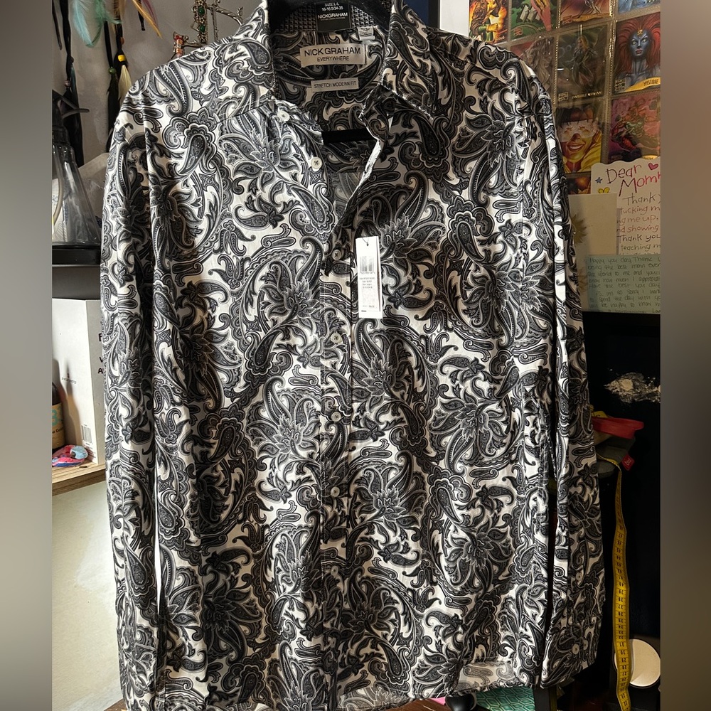NWT Paisley Nick Graham